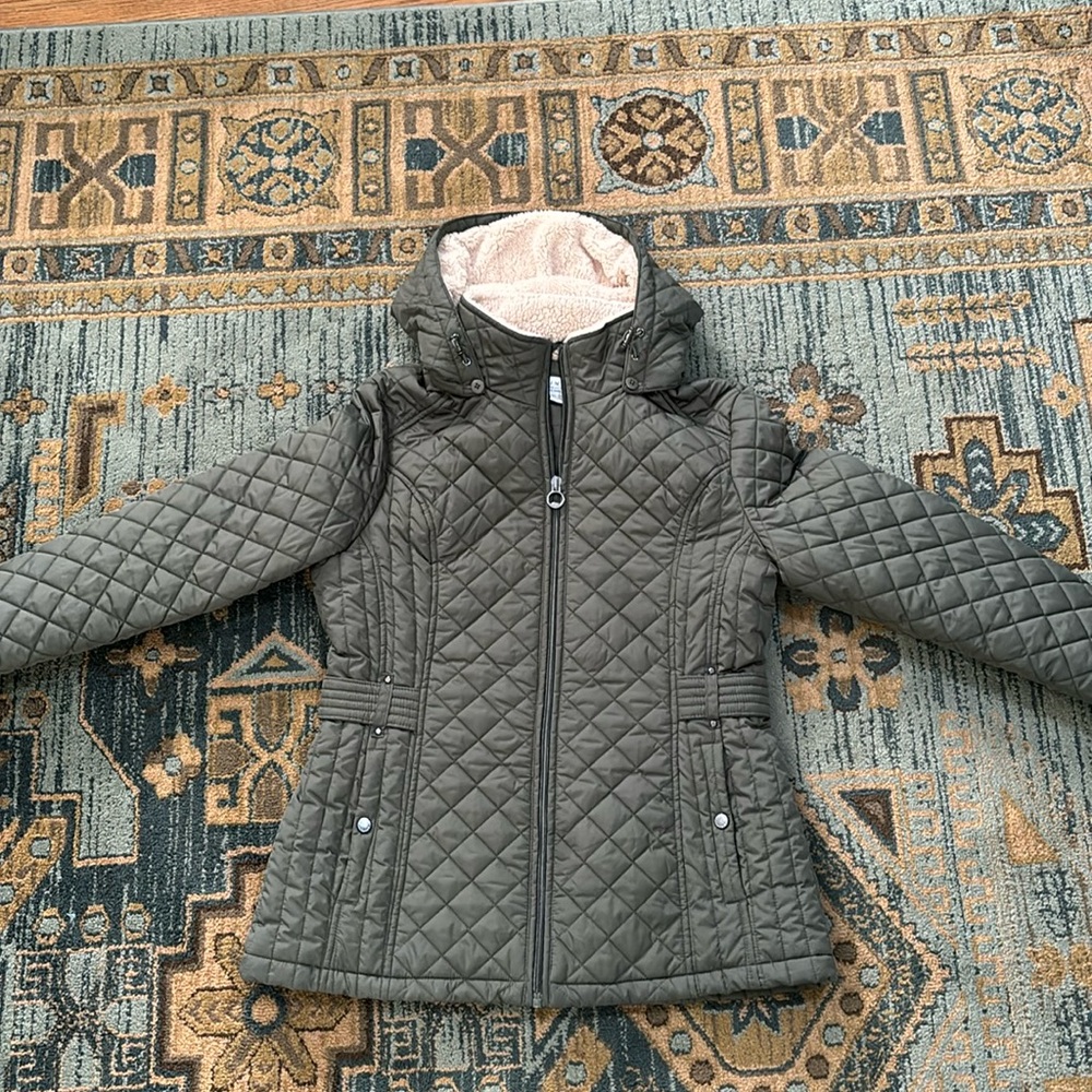 Women’s Jacket Laundry
